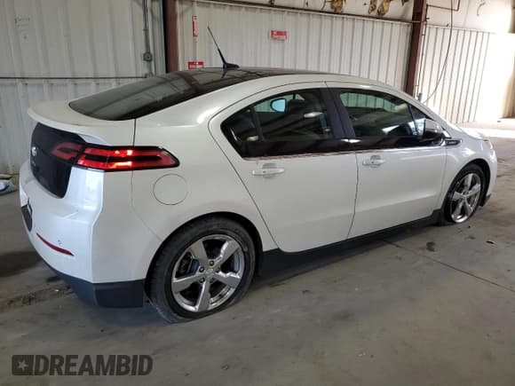 ✅ 2012 Chevrolet Volt • VIN: 1G1RD6E46CU126444 • Lot: 77915014. Wystawiony na Copart z przebiegiem 80 107 mil. Bezpłatny archiwum sprzedaży aukcyjnych z USA i szczegółowy raport historii pojazdu na DreamBid. Zdjęcie 3.