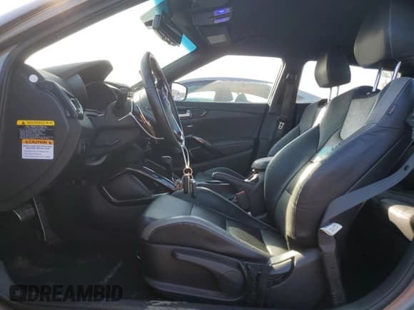 ✅ 2016 Hyundai Veloster Turbo Rally Edition • VIN: KMHTC6AE4GU249059 • Lot: 48588565. Wystawiony na Copart z przebiegiem 69 364 mil. Bezpłatny archiwum sprzedaży aukcyjnych z USA i szczegółowy raport historii pojazdu na DreamBid. Zdjęcie 7.