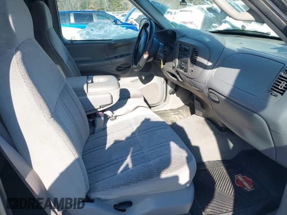 ✅ 1998 Ford F-150 • VIN: 1FTZX18W6WNB19121 • Лот: 41461736. Опубликован ранее на IAAI с пробегом 149 257 миль. Бесплатный доступ к архиву аукционных продаж из США и подробный отчёт об истории автомобиля на DreamBid. Изображение 5.