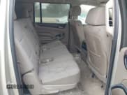 ✅ 2015 GMC Yukon XL SLE • VIN: 1GKS1GKC1FR155056 • Lot: 41517607. Wystawiony na IAAI z przebiegiem 174 634 mil. Bezpłatny archiwum sprzedaży aukcyjnych z USA i szczegółowy raport historii pojazdu na DreamBid. Zdjęcie 8.