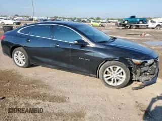 2016 Chevrolet Malibu LT z VIN 1G1ZE5ST7GF300518, wystawiony jako Copart lot #71023935 z przebiegiem 142 861 mil mil oraz Szkoda całkowita • Salvage title. Historia ofert i sprzedaży dostępna na DreamBid. Obrazek 4.