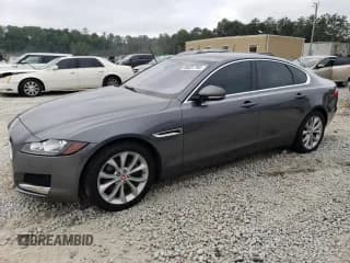 ✅ 2017 Jaguar XF 20d Premium • VIN: SAJBD4BN3HCY48429 • Лот: 69831793. Опубликован ранее на Copart с пробегом 88 579 миль. Бесплатный доступ к архиву аукционных продаж из США и подробный отчёт об истории автомобиля на DreamBid. Изображение 1.