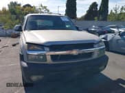 ✅ 2004 Chevrolet Avalanche Z66 • VIN: 3GNEC12T04G331664 • Lot: 43056675. Listed on IAAI with 209,767 mi. Free auction sales archive from the USA and detailed vehicle history report at DreamBid. Image 13.