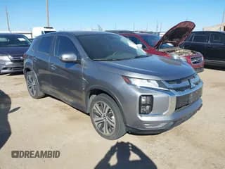 ✅ 2021 Mitsubishi Outlander ES • VIN: JA4ARUAU3MU019072 • Lot: 43479461. Listed on IAAI with 40,619 mi. Free auction sales archive from the USA and detailed vehicle history report at DreamBid. Image 1.