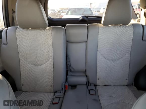 ✅ 2013 Toyota RAV4 • VIN: 2T3YL4DV6DW001811 • Лот: 92759235. Опубликован ранее на Copart с пробегом 79 993 миль. Бесплатный доступ к архиву аукционных продаж из США и подробный отчёт об истории автомобиля на DreamBid. Изображение 10.