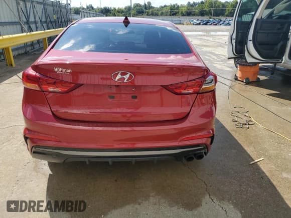 ✅ 2018 Hyundai Elantra Sport • VIN: KMHD04LB5JU718655 • Лот: 84419195. Опубликован ранее на Copart с пробегом 121 784 миль. Бесплатный доступ к архиву аукционных продаж из США и подробный отчёт об истории автомобиля на DreamBid. Изображение 6.