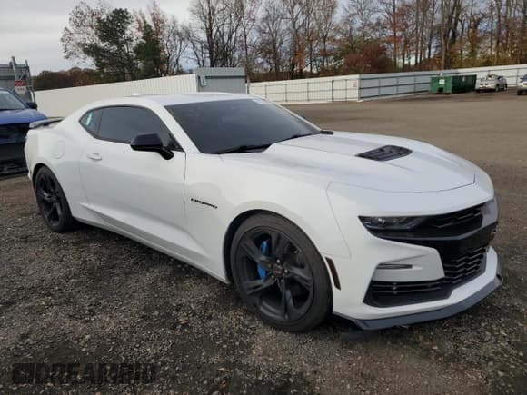 ✅ 2019 Chevrolet Camaro 2SS • VIN: 1G1FH1R71K0150817 • Лот: 92270065. Опубликован ранее на Copart с пробегом 51 285 миль. Бесплатный доступ к архиву аукционных продаж из США и подробный отчёт об истории автомобиля на DreamBid. Изображение 4.