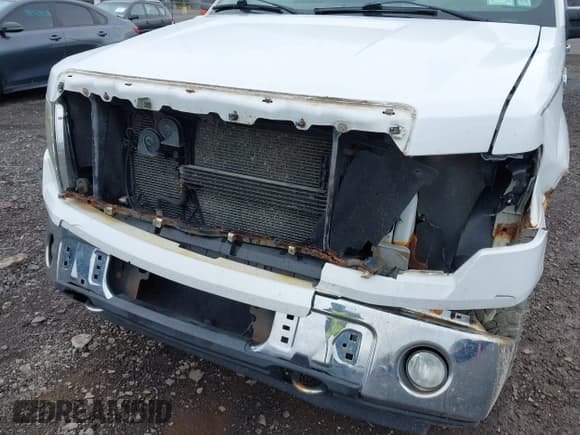 ✅ 2011 Ford F-150 XLT • VIN: 1FTFW1EF3BFC61697 • Лот: 43500978. Опубликован ранее на IAAI с пробегом 164 371 миль. Бесплатный доступ к архиву аукционных продаж из США и подробный отчёт об истории автомобиля на DreamBid. Изображение 6.