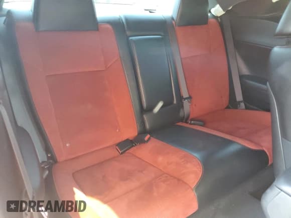 ✅ 2019 Dodge Challenger R/T Scat Pack Widebody • VIN: 2C3CDZFJ4KH627163 • Lot: 65216005. Wystawiony na Copart z przebiegiem 49 464 mil. Bezpłatny archiwum sprzedaży aukcyjnych z USA i szczegółowy raport historii pojazdu na DreamBid. Zdjęcie 10.