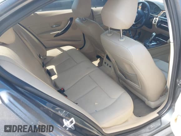 ✅ 2015 BMW 3 Series 328i xDrive • VIN: WBA3B5G53FNS14558 • Lot: 42847313. Listed on IAAI with 108,615 mi. Free auction sales archive from the USA and detailed vehicle history report at DreamBid. Image 8.