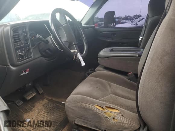 ✅ 2007 Chevrolet Silverado 2500HD LT2 • VIN: 1GCHK29D17E136598 • Lot: 51532615. Listed on Copart with 349,023 mi. Free auction sales archive from the USA and detailed vehicle history report at DreamBid. Image 7.