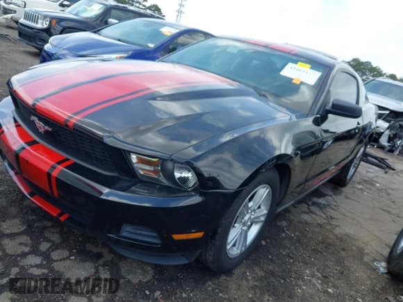 ✅ 2011 Ford Mustang V6 • VIN: 1ZVBP8AM5B5143338 • Lot: 42161117. Listed on IAAI with 143,635 mi. Free auction sales archive from the USA and detailed vehicle history report at DreamBid. Image 2.
