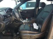 ✅ 2023 Chevrolet Traverse RS • VIN: 1GNEVJKW3PJ115122 • Lot: 64860315. Wystawiony na Copart z przebiegiem 38 319 mil. Bezpłatny archiwum sprzedaży aukcyjnych z USA i szczegółowy raport historii pojazdu na DreamBid. Zdjęcie 7.