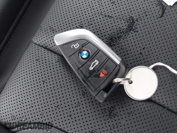 ✅ 2025 BMW 3 Series 330i xDrive • VIN: 3MW89CW03S8F10916 • Lot: 41796919. Wystawiony na IAAI z przebiegiem 1 497 mil. Bezpłatny archiwum sprzedaży aukcyjnych z USA i szczegółowy raport historii pojazdu na DreamBid. Zdjęcie 11.