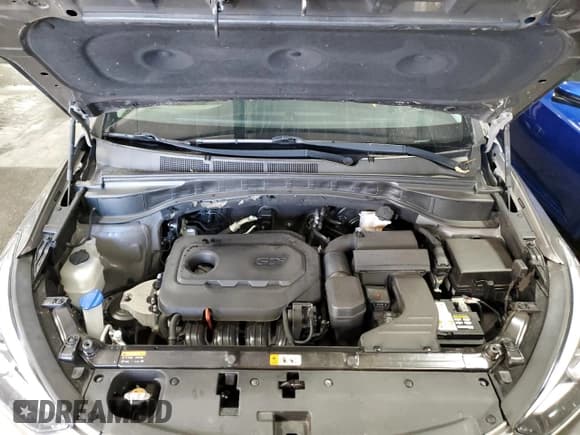 ✅ 2017 Hyundai Santa Fe 2.4L • VIN: 5NMZUDLB4HH033773 • Лот: 65376492. Опубликован ранее на Copart с пробегом 70 351 миль. Бесплатный доступ к архиву аукционных продаж из США и подробный отчёт об истории автомобиля на DreamBid. Изображение 7.