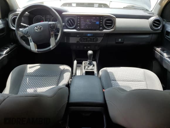 ✅ 2021 Toyota Tacoma SR5 • VIN: 3TMBZ5DN8MM029976 • Lot: 63845625. Listed on Copart with 46,238 mi. Free auction sales archive from the USA and detailed vehicle history report at DreamBid. Image 8.