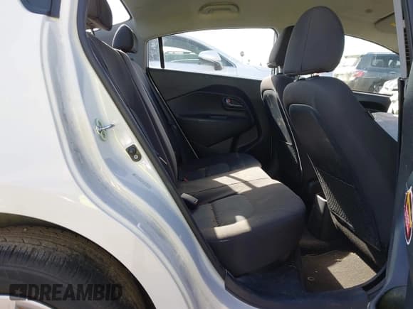 ✅ 2016 Kia Rio LX • VIN: KNADM4A39G6638614 • Лот: 43270459. Опубликован ранее на IAAI с пробегом Не указан. Бесплатный доступ к архиву аукционных продаж из США и подробный отчёт об истории автомобиля на DreamBid. Изображение 8.