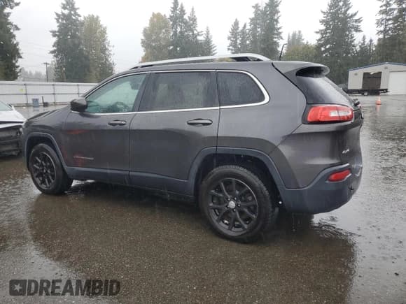 ✅ 2016 Jeep Cherokee Latitude • VIN: 1C4PJMCB9GW108852 • Lot: 82620195. Wystawiony na Copart z przebiegiem 112 992 mil. Bezpłatny archiwum sprzedaży aukcyjnych z USA i szczegółowy raport historii pojazdu na DreamBid. Zdjęcie 2.