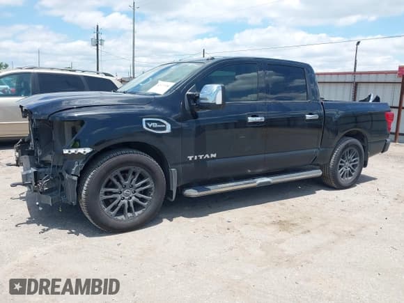 ✅ 2017 Nissan Titan Platinum Reserve • VIN: 1N6AA1E69HN507463 • Lot: 42173186. Wystawiony na IAAI z przebiegiem 198 565 mil. Bezpłatny archiwum sprzedaży aukcyjnych z USA i szczegółowy raport historii pojazdu na DreamBid. Zdjęcie 19.
