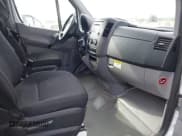 ✅ 2014 Mercedes-Benz Sprinter Cargo • VIN: WD3PE7DC3E5922649 • Лот: 41912639. Опубликован ранее на IAAI с пробегом 57 497 миль. Бесплатный доступ к архиву аукционных продаж из США и подробный отчёт об истории автомобиля на DreamBid. Изображение 5.