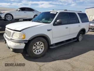✅ 2000 Ford Expedition • VIN: 1FMEU1567YLC20867 • Lot: 77468284. Wystawiony na Copart z przebiegiem Nie podano. Bezpłatny archiwum sprzedaży aukcyjnych z USA i szczegółowy raport historii pojazdu na DreamBid. Zdjęcie 1.
