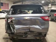 ✅ 2020 Chevrolet Traverse LS • VIN: 1GNERFKWXLJ303518 • Lot: 90496695. Wystawiony na Copart z przebiegiem 92 771 mil. Bezpłatny archiwum sprzedaży aukcyjnych z USA i szczegółowy raport historii pojazdu na DreamBid. Zdjęcie 6.