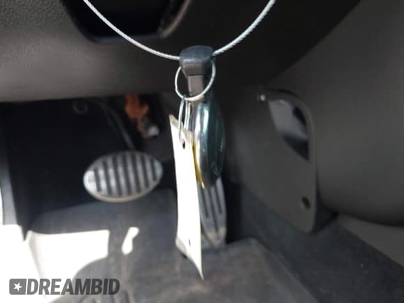 ✅ 2011 MINI Hardtop S • VIN: WMWSV3C51BTY15017 • Lot: 42257759. Listed on IAAI with 91,039 mi. Free auction sales archive from the USA and detailed vehicle history report at DreamBid. Image 11.