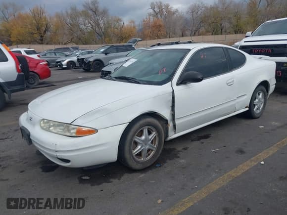 ✅ 2004 Oldsmobile Alero GL1 • VIN: 1G3NL12F64C109250 • Лот: 43761262. Опубликован ранее на IAAI с пробегом 207 542 миль. Бесплатный доступ к архиву аукционных продаж из США и подробный отчёт об истории автомобиля на DreamBid. Изображение 2.
