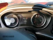 ✅ 2020 Dodge Challenger R/T Scat Pack • VIN: 2C3CDZFJ0LH147672 • Lot: 82162783. Wystawiony na Copart z przebiegiem 18 372 mil. Bezpłatny archiwum sprzedaży aukcyjnych z USA i szczegółowy raport historii pojazdu na DreamBid. Zdjęcie 9.