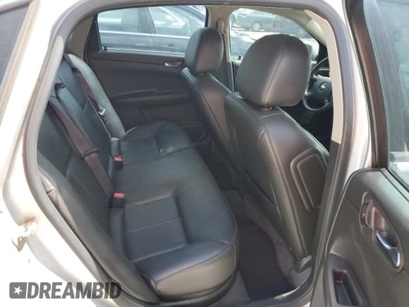 ✅ 2014 Chevrolet Impala LTZ • VIN: 2G1WC5E32E1153128 • Лот: 63955164. Опубликован ранее на Copart с пробегом 87 177 миль. Бесплатный доступ к архиву аукционных продаж из США и подробный отчёт об истории автомобиля на DreamBid. Изображение 10.