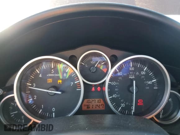 ✅ 2006 Mazda MX-5 Miata Touring • VIN: JM1NC25F260119246 • Lot: 41832175. Wystawiony na Copart z przebiegiem 102 710 mil. Bezpłatny archiwum sprzedaży aukcyjnych z USA i szczegółowy raport historii pojazdu na DreamBid. Zdjęcie 9.