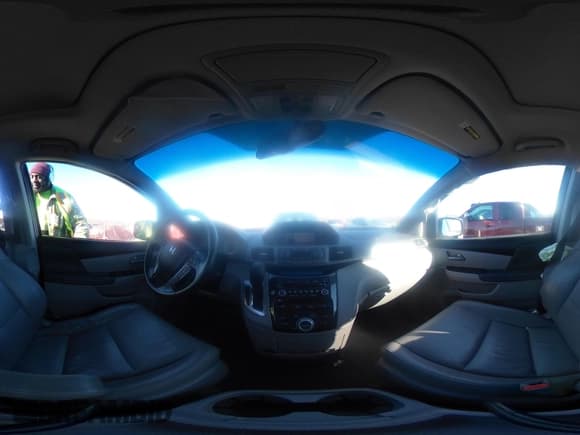 ✅ 2012 Honda Odyssey Touring • VIN: 5FNRL5H96CB103962 • Lot: 43587214. Listed on IAAI with 169,916 mi. Free auction sales archive from the USA and detailed vehicle history report at DreamBid. Image 18.