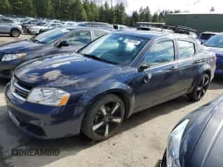 2014 Dodge Avenger SE z VIN 1C3CDZAG0EN130148, wystawiony jako Copart lot #75682304 z przebiegiem 118 489 mil mil oraz Szkoda całkowita • Salvage title. Historia ofert i sprzedaży dostępna na DreamBid. Obrazek 1.