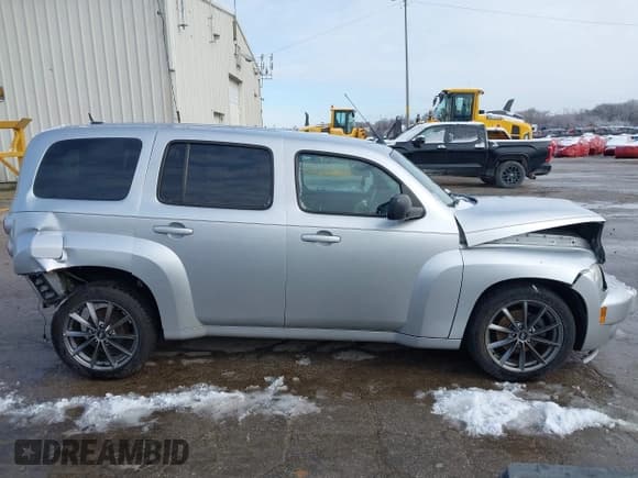 ✅ 2009 Chevrolet HHR LS • VIN: 3GNCA13B59S569663 • Lot: 41848088. Wystawiony na IAAI z przebiegiem 54 924 mil. Bezpłatny archiwum sprzedaży aukcyjnych z USA i szczegółowy raport historii pojazdu na DreamBid. Zdjęcie 14.