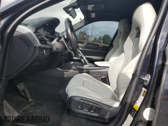 ✅ 2016 BMW X5 M • VIN: 5YMKT6C57G0C89795 • Lot: 84968525. Listed on Copart with 241,821 mi. Free auction sales archive from the USA and detailed vehicle history report at DreamBid. Image 7.