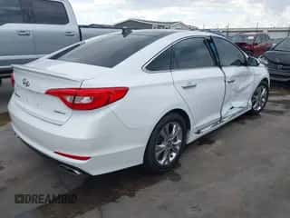 2015 Hyundai Sonata Sport с VIN 5NPE34AF5FH041663, выставлен на аукционе IAAI как лот 43394602 с пробегом 37 154 миль миль и . История ставок и продаж доступна на DreamBid. Изображение 4.