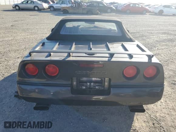 1989 Chevrolet Corvette with VIN 1G1YY3182K5121077, listed as a Copart auction lot 84785295 with Not provided miles and Non repairable. Bid and sale history available at DreamBid. Image 6.