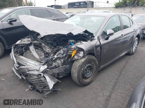 2020 Toyota Camry Hybrid LE z VIN 4T1C31AK6LU529780, wystawiony jako IAAI lot #42672539 z przebiegiem 60 540 mil mil oraz . Historia ofert i sprzedaży dostępna na DreamBid. Obrazek 20.