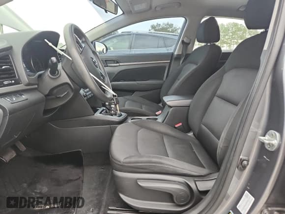 ✅ 2018 Hyundai Elantra SEL • VIN: 5NPD84LF6JH258755 • Lot: 87052065. Listed on Copart with 84,314 mi. Free auction sales archive from the USA and detailed vehicle history report at DreamBid. Image 7.