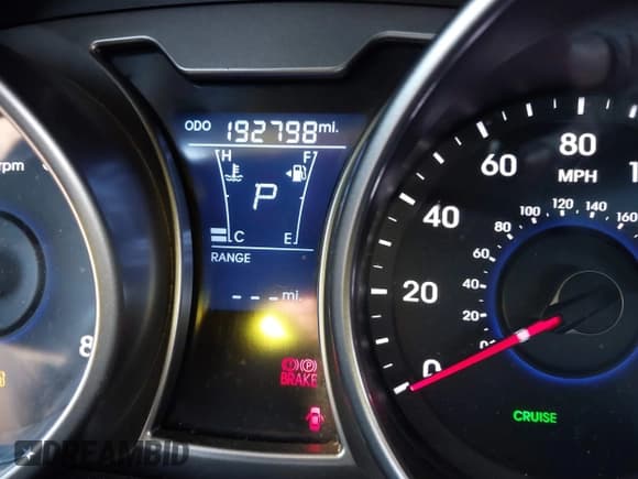 ✅ 2014 Hyundai Veloster • VIN: KMHTC6AD7EU199939 • Lot: 41289277. Wystawiony na IAAI z przebiegiem 192 798 mil. Bezpłatny archiwum sprzedaży aukcyjnych z USA i szczegółowy raport historii pojazdu na DreamBid. Zdjęcie 7.