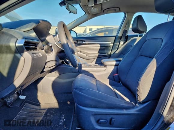 ✅ 2021 Nissan Altima SV • VIN: 1N4BL4DVXMN364504 • Lot: 96003235. Listed on Copart with 108,649 mi. Free auction sales archive from the USA and detailed vehicle history report at DreamBid. Image 7.