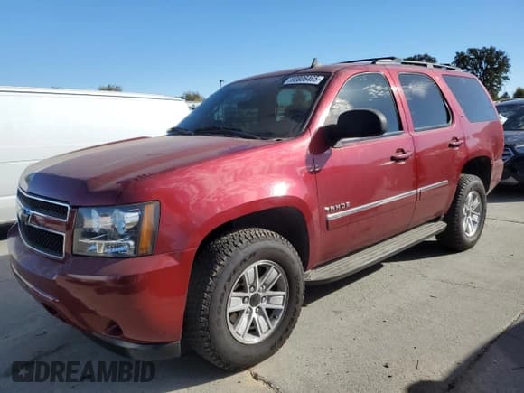 ✅ 2011 Chevrolet Tahoe LT • VIN: 1GNSKBE07BR114803 • Lot: 90806465. Wystawiony na Copart z przebiegiem 117 453 mil. Bezpłatny archiwum sprzedaży aukcyjnych z USA i szczegółowy raport historii pojazdu na DreamBid. Zdjęcie 1.