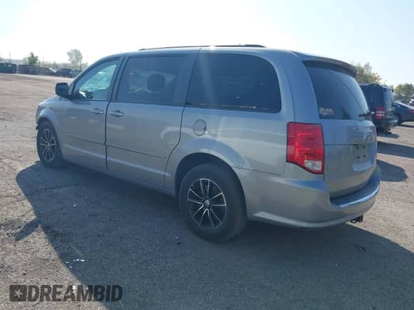 2016 Dodge Grand Caravan R/T z VIN 2C4RDGEG0GR389166, wystawiony jako IAAI lot #43240136 z przebiegiem 157 695 mil mil oraz . Historia ofert i sprzedaży dostępna na DreamBid. Obrazek 3.