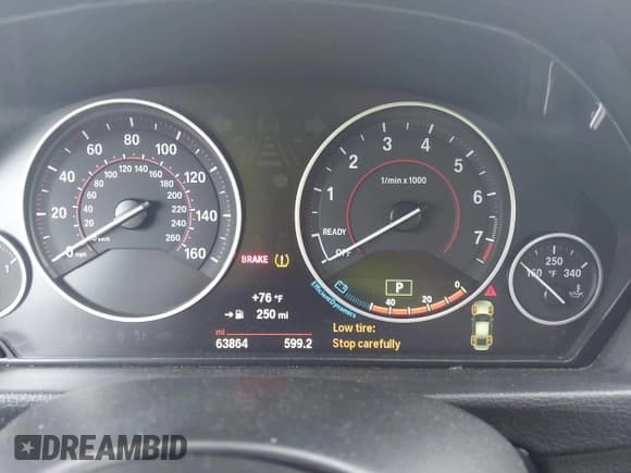 ✅ 2013 BMW 3 Series 335i • VIN: WBA3A9C52DF475994 • Lot: 42664333. Listed on IAAI with 63,864 mi. Free auction sales archive from the USA and detailed vehicle history report at DreamBid. Image 7.