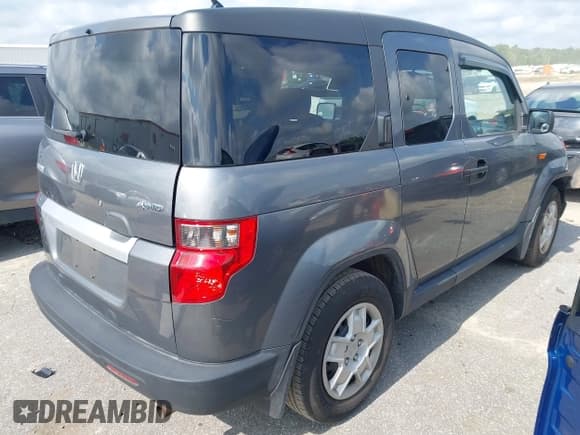 ✅ 2009 Honda Element LX • VIN: 5J6YH28359L000085 • Лот: 42868529. Опубликован ранее на IAAI с пробегом 126 697 миль. Бесплатный доступ к архиву аукционных продаж из США и подробный отчёт об истории автомобиля на DreamBid. Изображение 4.