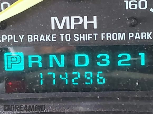 ✅ 2001 Chevrolet Suburban LS • VIN: 3GNEC16T81G166386 • Лот: 42768973. Опубликован ранее на IAAI с пробегом 174 296 миль. Бесплатный доступ к архиву аукционных продаж из США и подробный отчёт об истории автомобиля на DreamBid. Изображение 15.