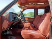 ✅ 1990 GMC Sierra 1500 • VIN: 2GTEC19K5L1508982 • Лот: 81121715. Опубликован ранее на Copart с пробегом 332 358 миль. Бесплатный доступ к архиву аукционных продаж из США и подробный отчёт об истории автомобиля на DreamBid. Изображение 7.