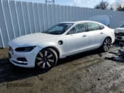 ✅ 2024 Volvo S90 Recharge Plug-In Hybrid Ultimate • VIN: LVYH60AF9RP401077 • Лот: 80315544. Опубликован ранее на Copart с пробегом 248 миль. Бесплатный доступ к архиву аукционных продаж из США и подробный отчёт об истории автомобиля на DreamBid. Изображение 1.