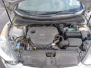 ✅ 2013 Hyundai Veloster w/Black Int • VIN: KMHTC6AD4DU163477 • Lot: 43326835. Wystawiony na IAAI z przebiegiem 109 212 mil. Bezpłatny archiwum sprzedaży aukcyjnych z USA i szczegółowy raport historii pojazdu na DreamBid. Zdjęcie 10.