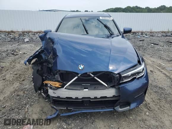 2022 BMW 3 Series 330i xDrive z VIN 3MW5R7J07N8C58710, wystawiony jako Copart lot #66863785 z przebiegiem Nie podano mil oraz Szkoda całkowita • Salvage title. Historia ofert i sprzedaży dostępna na DreamBid. Obrazek 5.